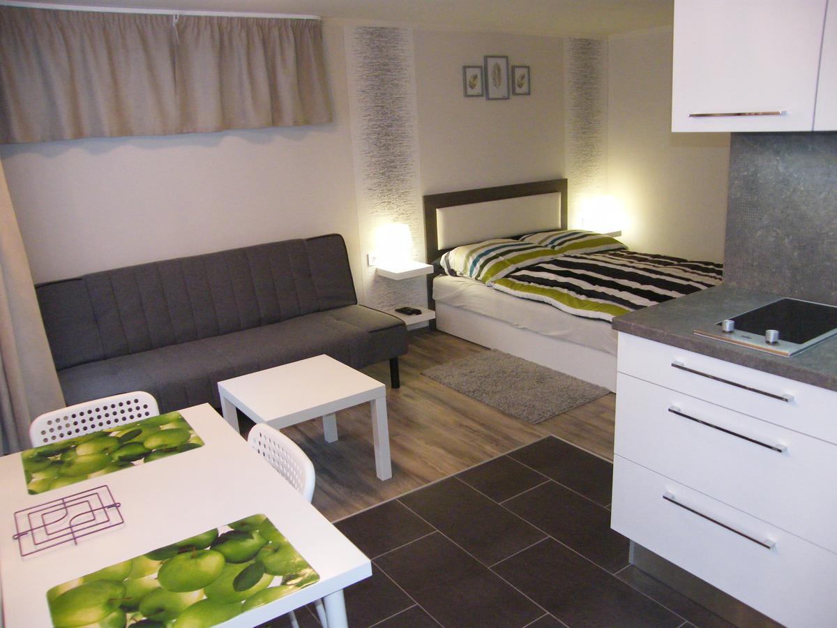 Gyarmati Apartman Siófok Exteriör bild